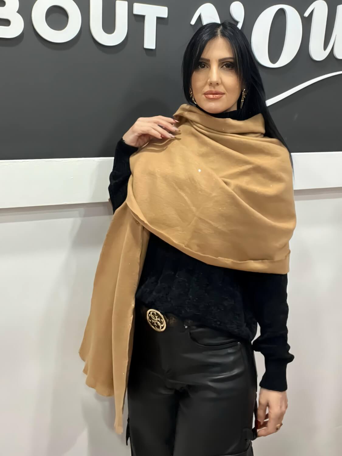 ΚΑΣΚΟΛ ΓΥΝΑΙΚΕΙΟ ΜΕ ΣΤΡΑΣ ΚΑΜΕΛ